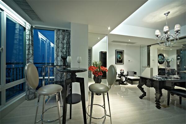 江都區(qū)老城區(qū)學(xué)區(qū)首選，80平三室，南北通透