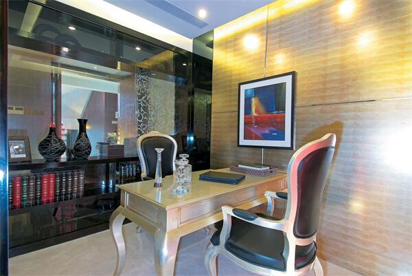 江都區(qū)老城區(qū)交通便利，72平兩室，生活方便